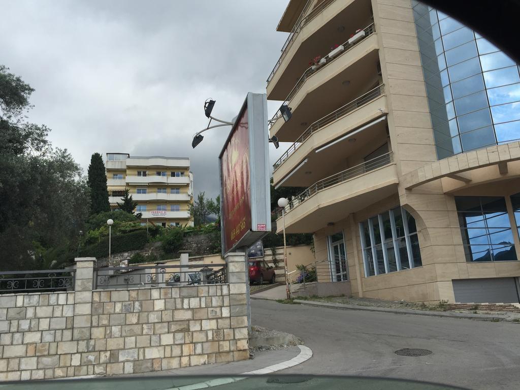 Apartments Ant Budua Esterno foto